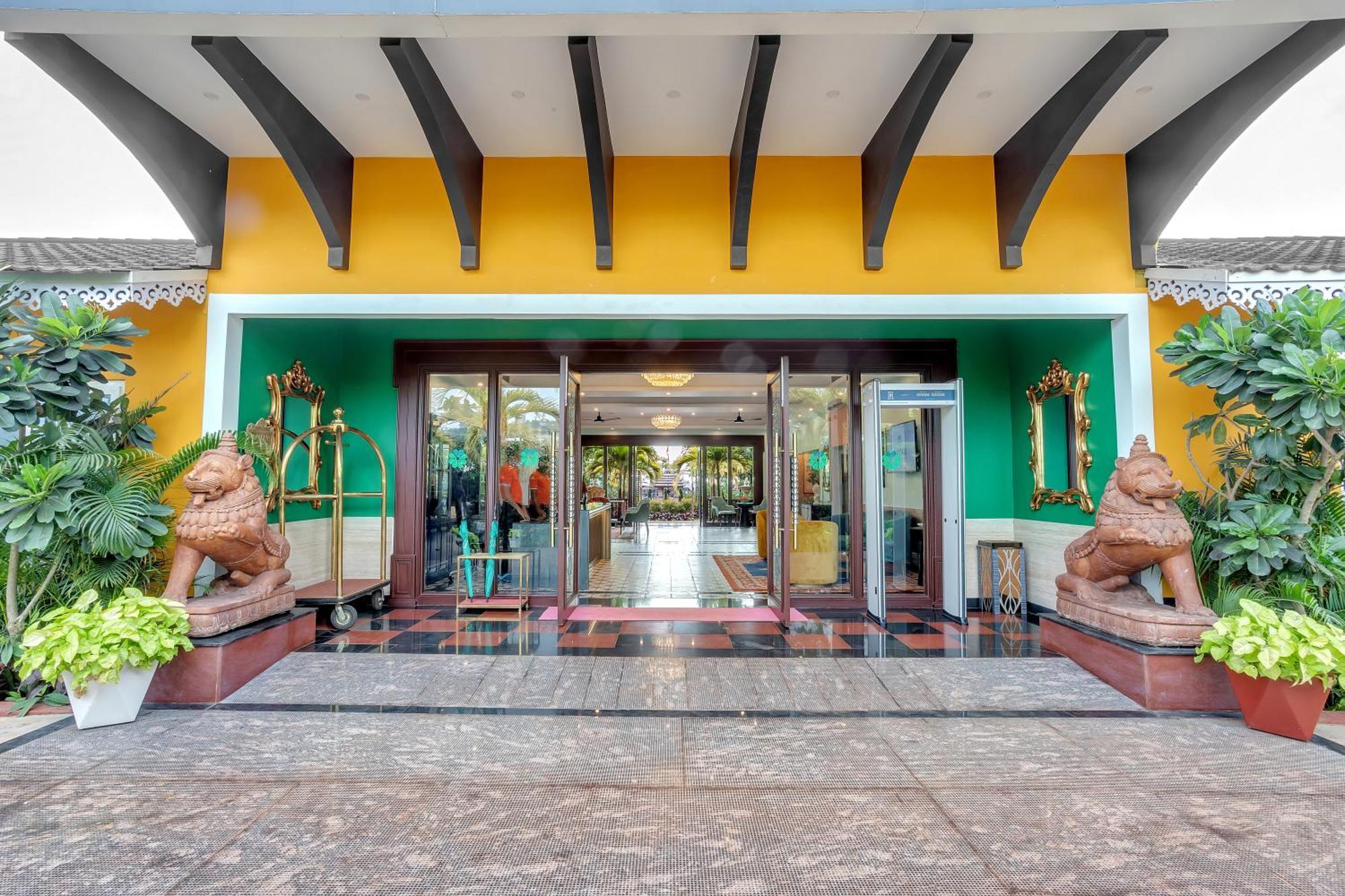Mayfair On Sea, Morjim Beach, Goa Dış mekan fotoğraf